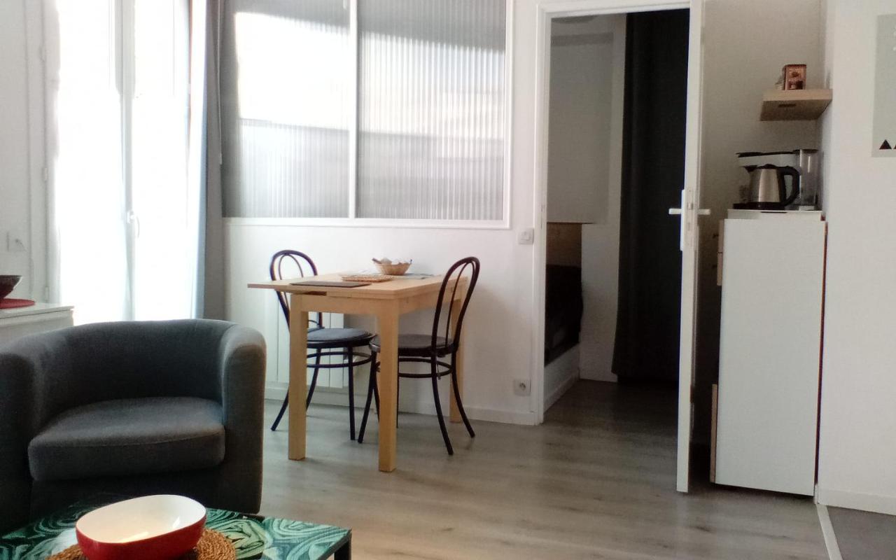 Les Bonbonieres D'Andrea Gavinies Pellegrin Apartment Bordeaux Exterior photo